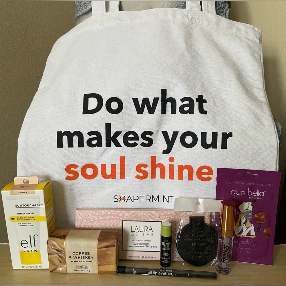 Beauty Bundle - Picture 2 of 4